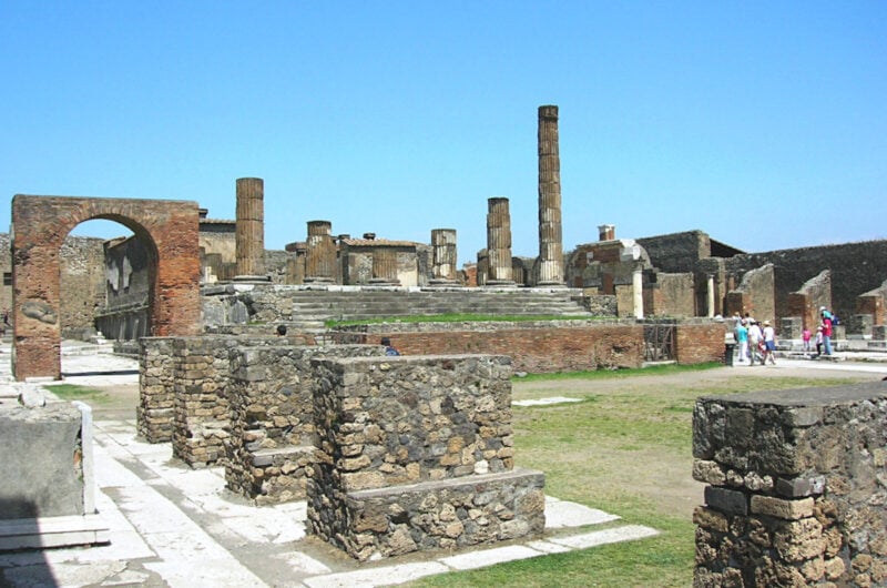 tour of pompeii