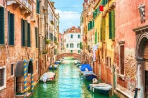 How to get from Venice Airport to Venice City featured image