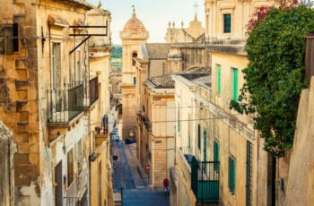 syracuse and noto