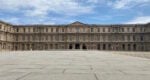 paris walking tour livtours