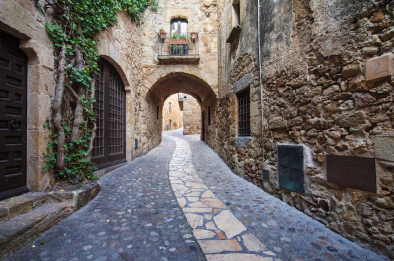 girona day trip from barcelona livtours