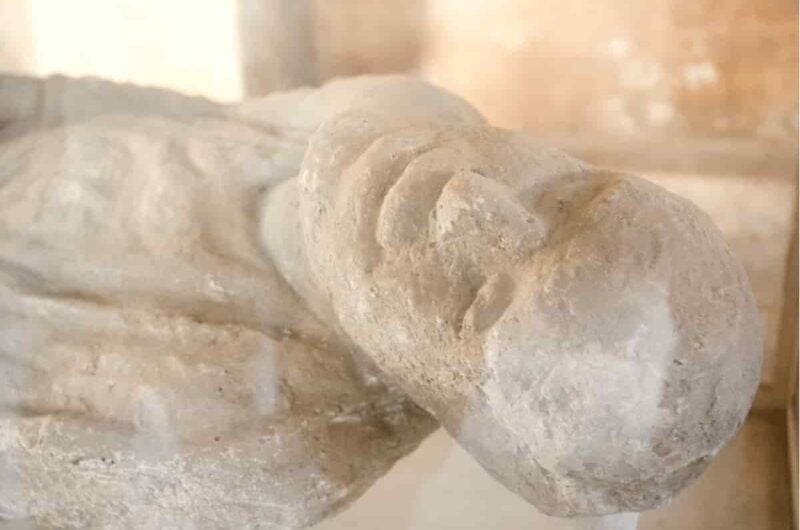 small image * pompeii head