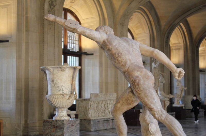 Louvre museum tour