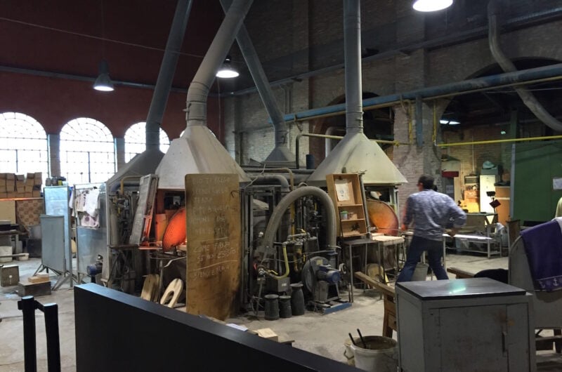 murano glass blowing tour