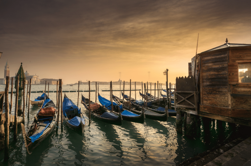 venice ghost tour livtours