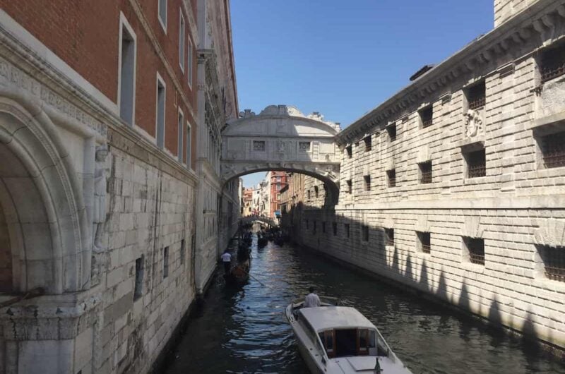 small image * venice gondola tour water