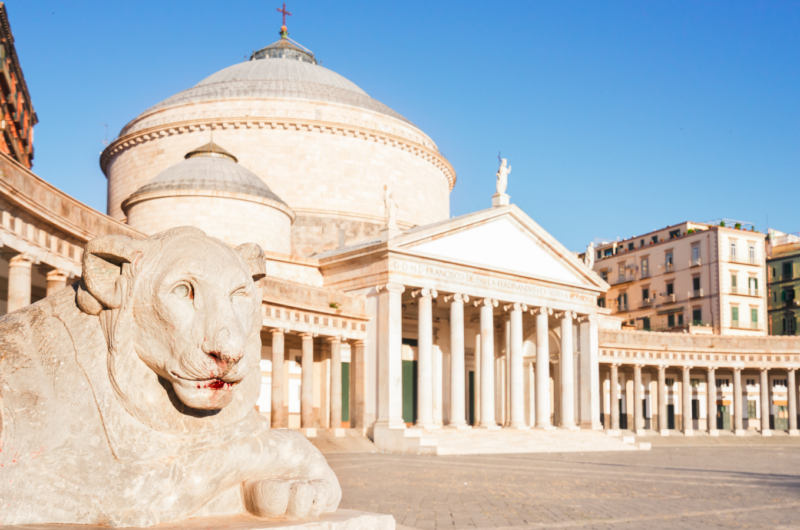 Piazza del Plebiscito, Naples