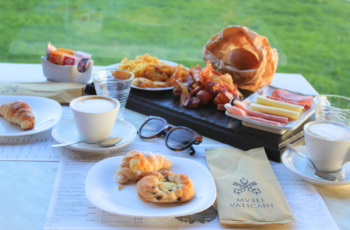 Vatican Early morning entrance breakfast buffet