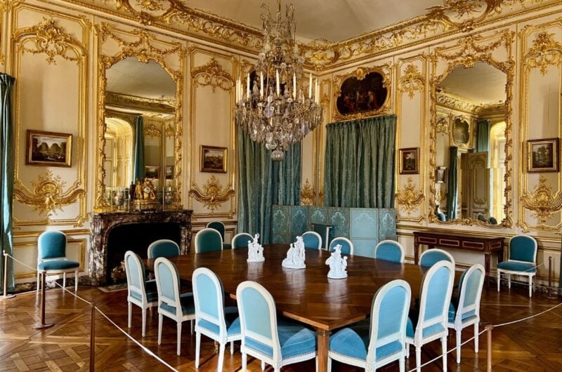 Versailles Palace & Gardens with Exclusive King’s Apartments | Semi Private Tour Petit appartement du roi LivTours
