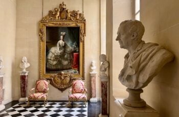 Versailles Palace & Gardens with Exclusive King’s Apartments | Semi Private Tour Petit appartement du roi LivTours