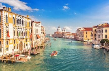 Private luxury Venice water taxi transfer from hotel to Santa Lucia Train station