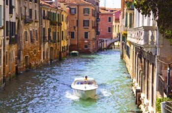Private luxury Venice water taxi transfer from hotel to Marco Polo airport