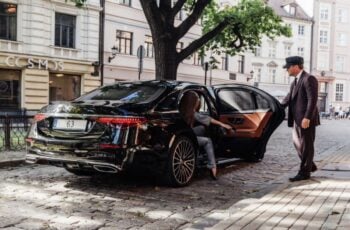 Luxury Mercedes Chauffeur Transfer Service
