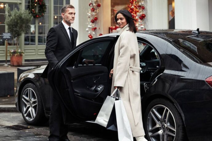 Livtours luxury Mercedes chauffeur transfer Milan to Linate Airport
