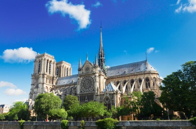 Paris Private Tuk-Tuk tour notre dame