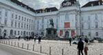 Highlights of Vienna with Cathedral Tower | Private Walking Tour LivTours