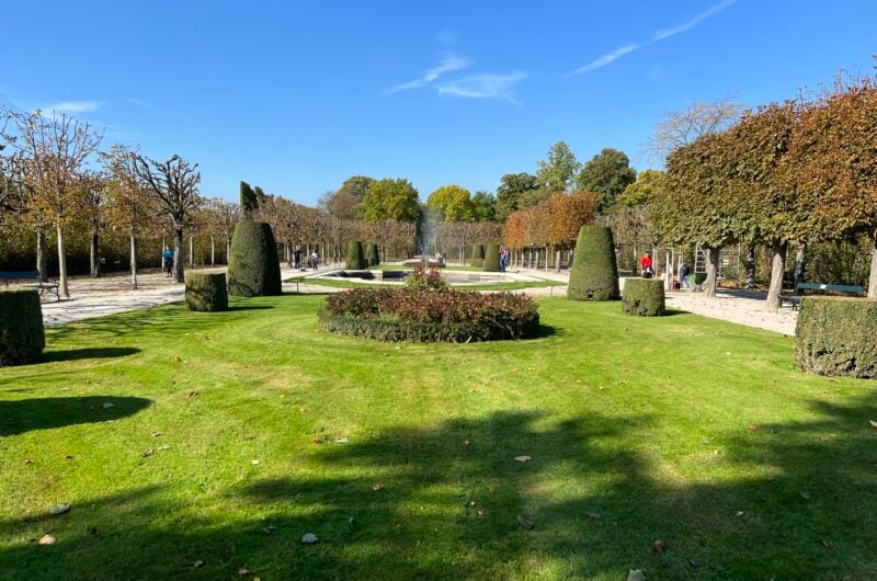 Private Schönbrunn Palace Tour with Gardens LivTours