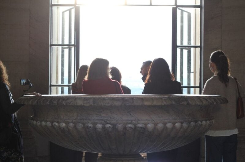 Alone in the Sistine Chapel & Vatican Museums Exclusive Semi-Private Private Tour LivTours