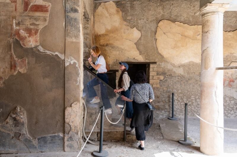 tours of pompeii ruins