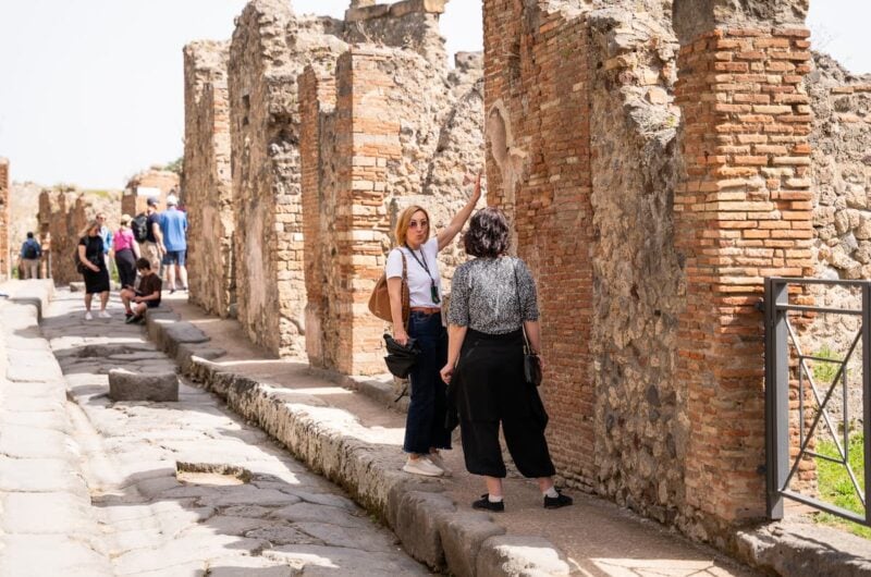 pompeii tour