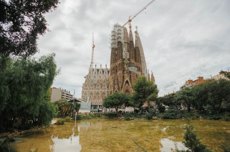 tour of the sagrada familia