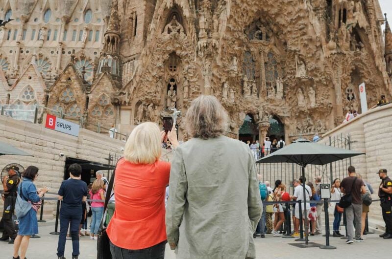 tour of the sagrada familia