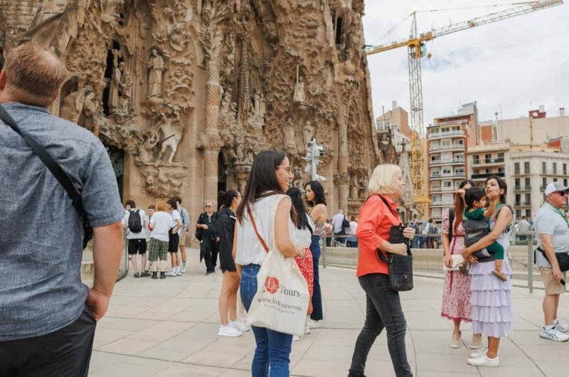tour of the sagrada familia