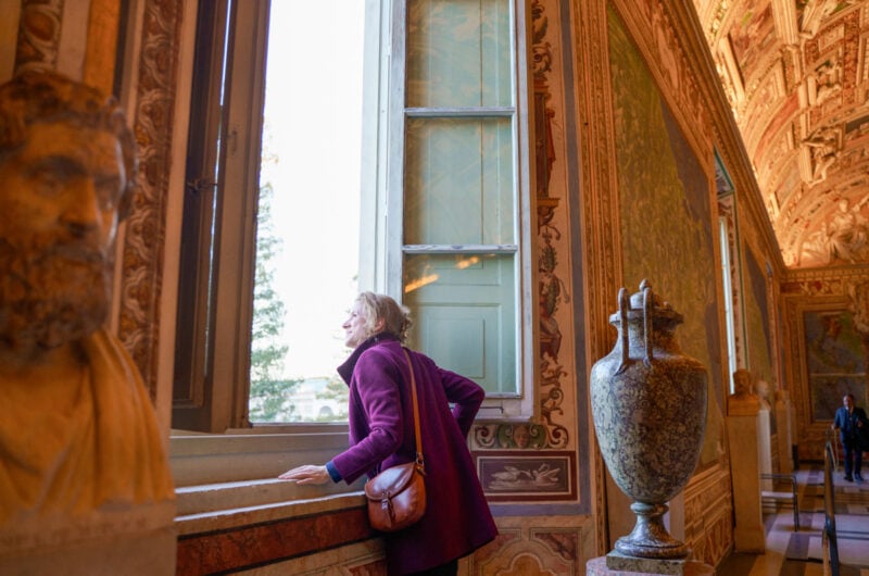 Early morning Private Vatican tour, following the Key Master as he opens for the day