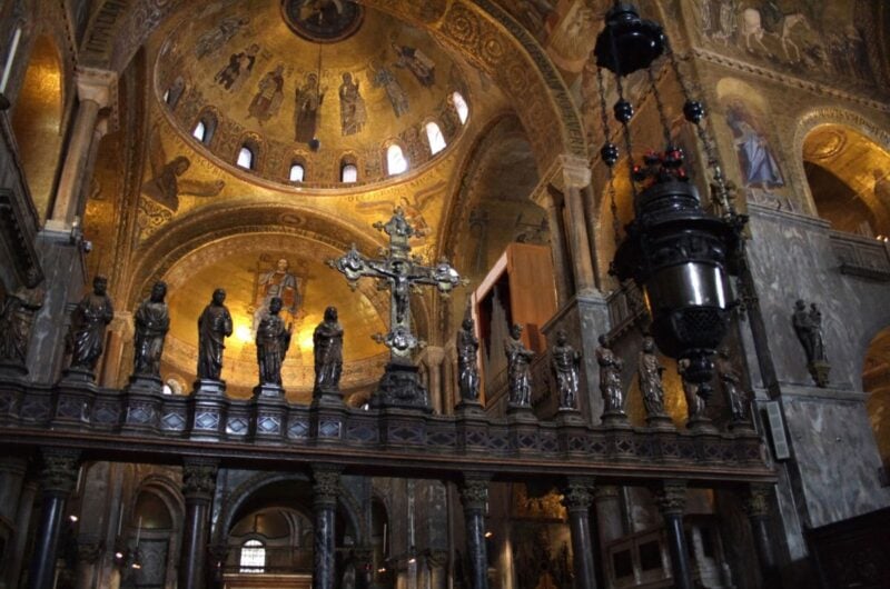 St. Mark's & Doge's Palace Tour with Venice Highlights Combo | Semi Private Liv Tours Walking Tour