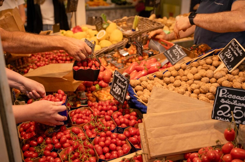 Market, cooking school, gnocchi making, chef, fruit, veggies