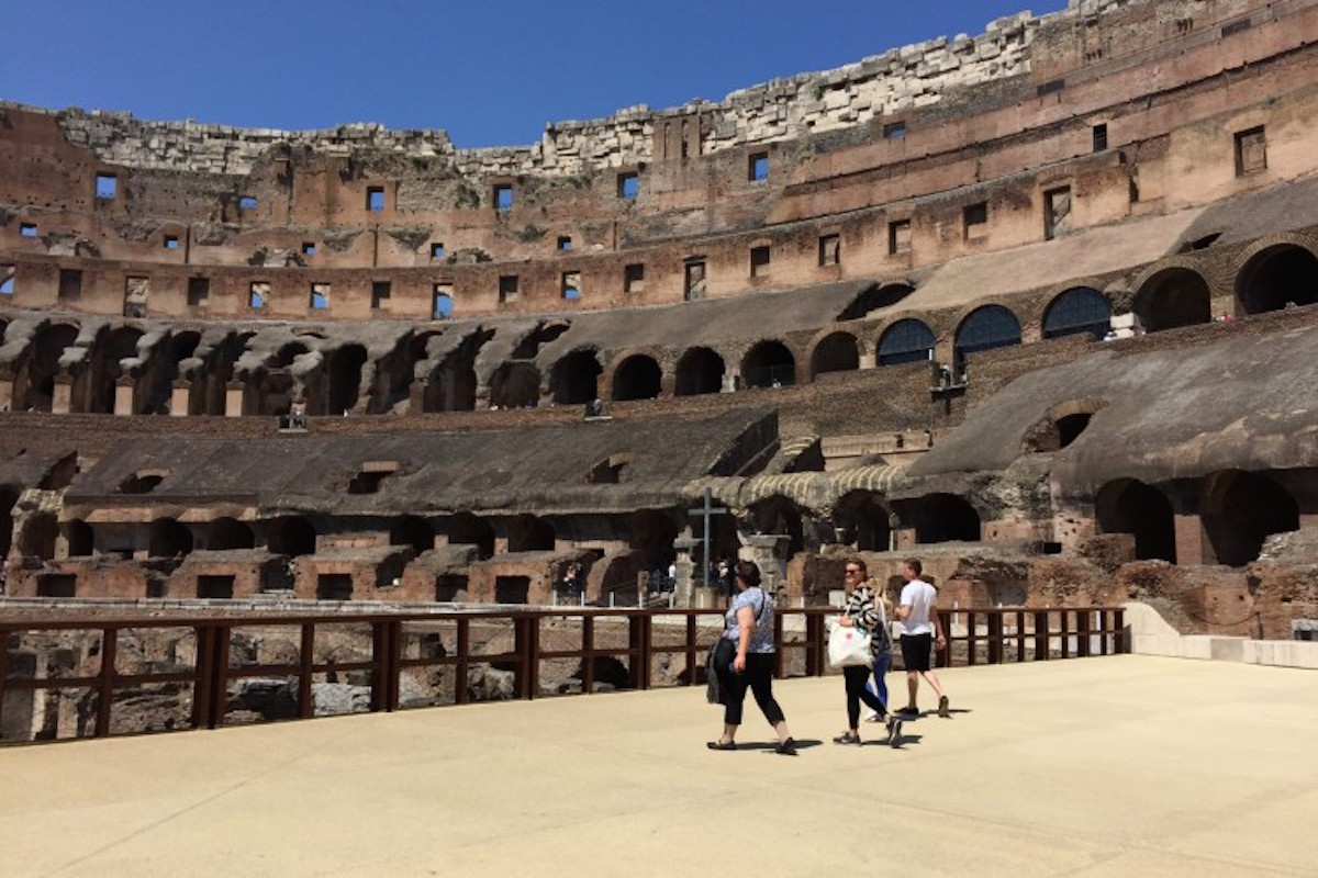 colosseum gladiator gate rome