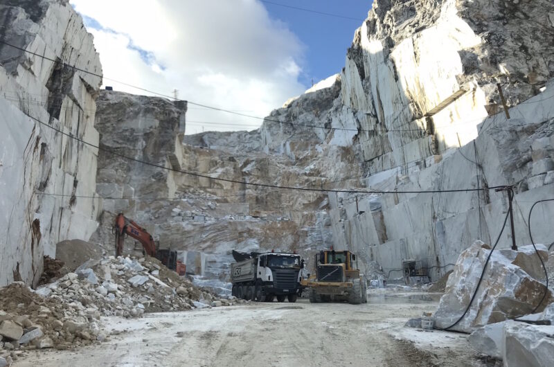 carrara marble quarry tour