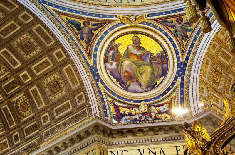 Early morning St Peters Basilica tour