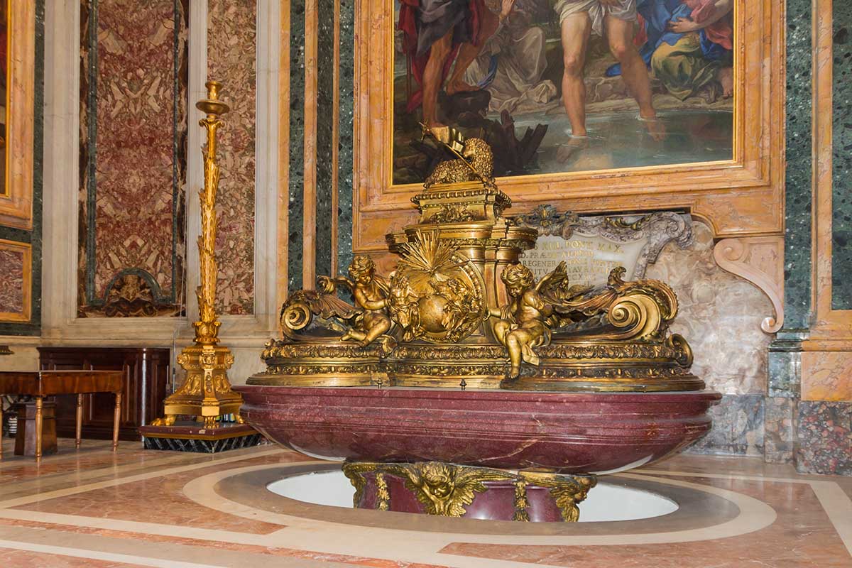 Early access St Peters Basilica tour
