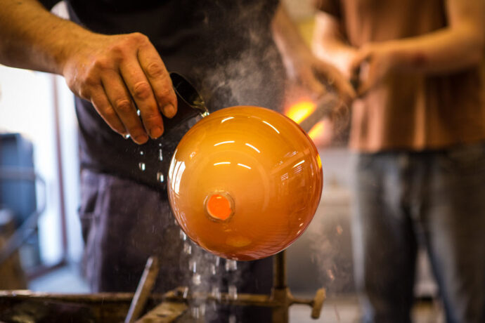 murano glass blowing tour