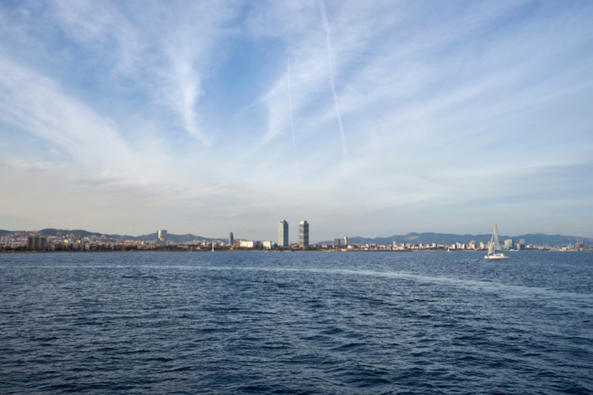 best private boat tour barcelona livtours