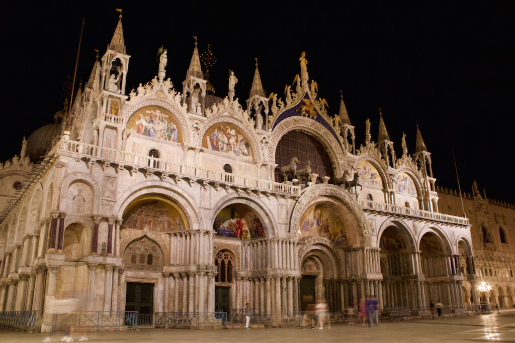 Private Venice Night Tour With Exclusive Entry Into St Mark's Basilica ...