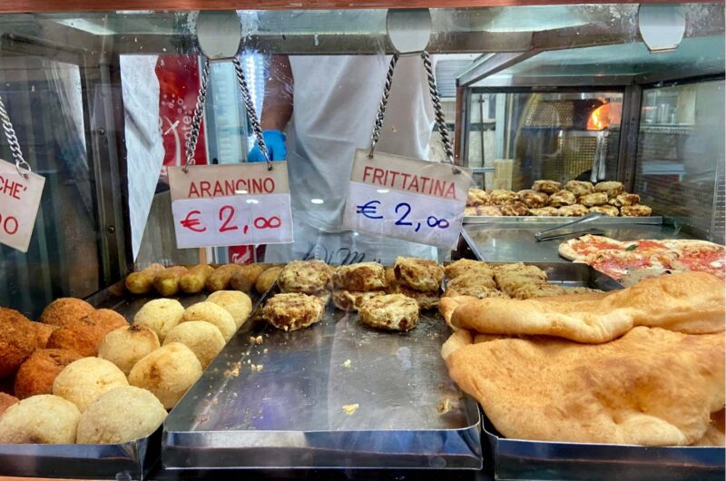 Naples Food tour street food