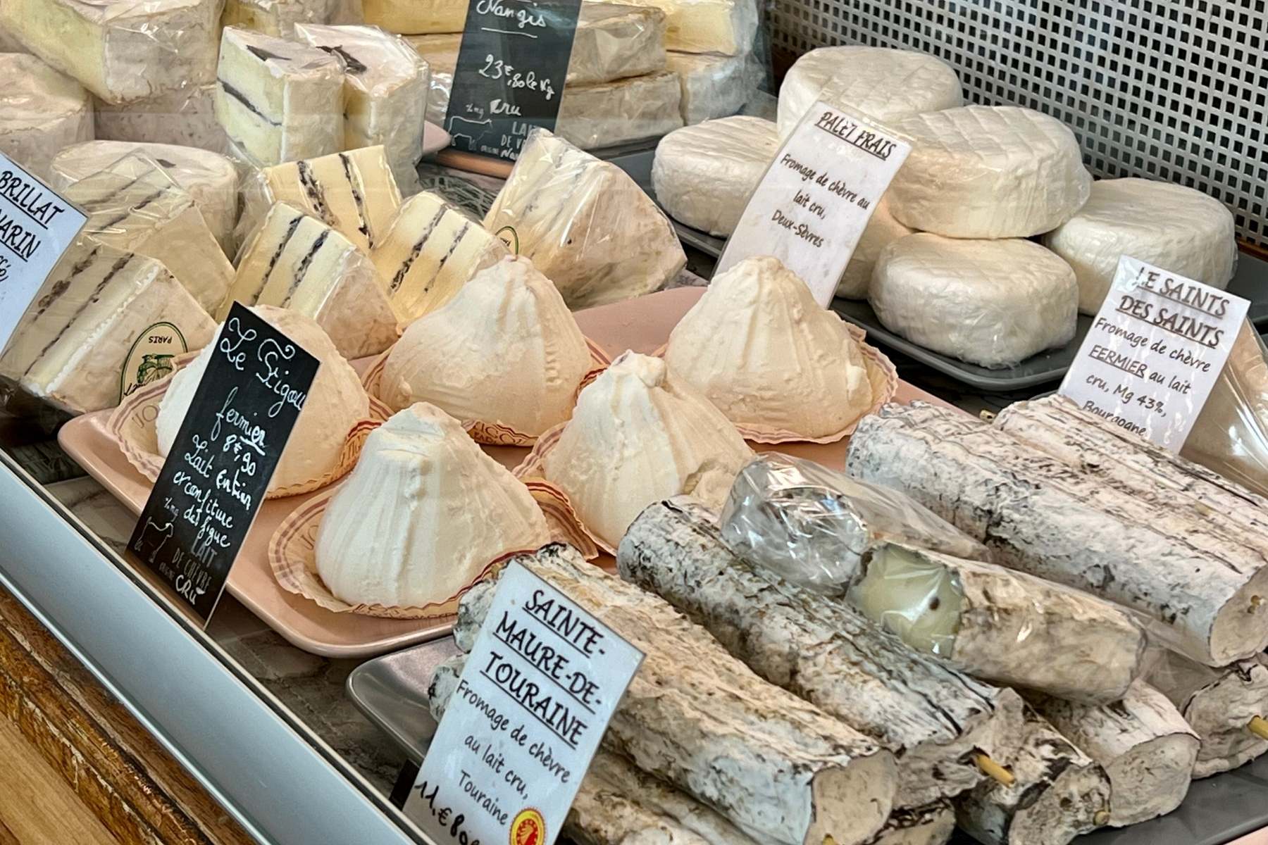 Le Marais Food Tour in Paris Private Experience LivTours