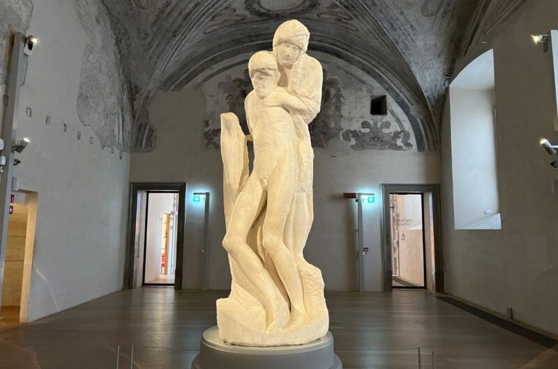 Michelangelos Pieta in Sforza