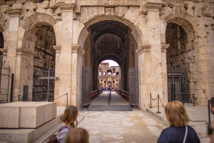 colosseum gladiators gate guided tour arena