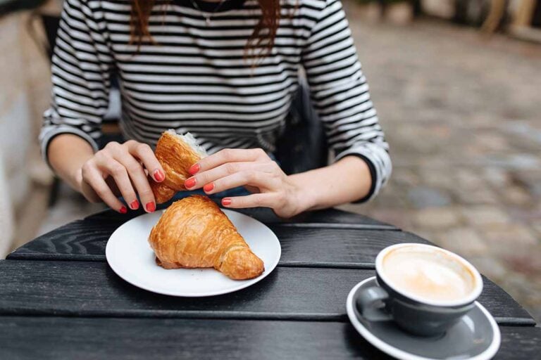 Croissant vs What is the difference? LivTours