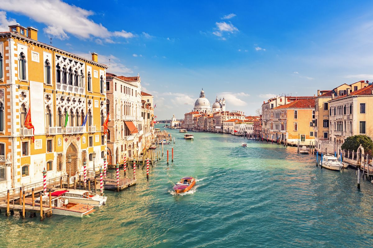 3 Unforgettable experiences for couples in Venice featured image