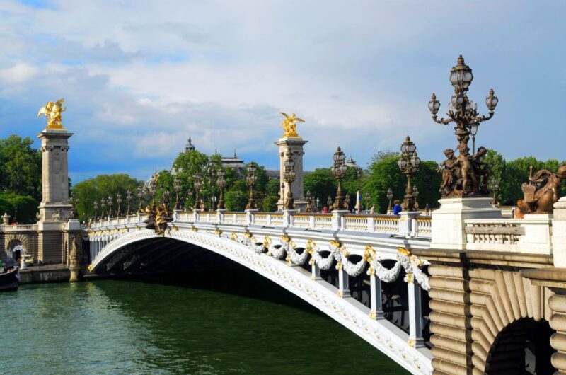 Paris Private Tuk-Tuk tour Pont Alexandre