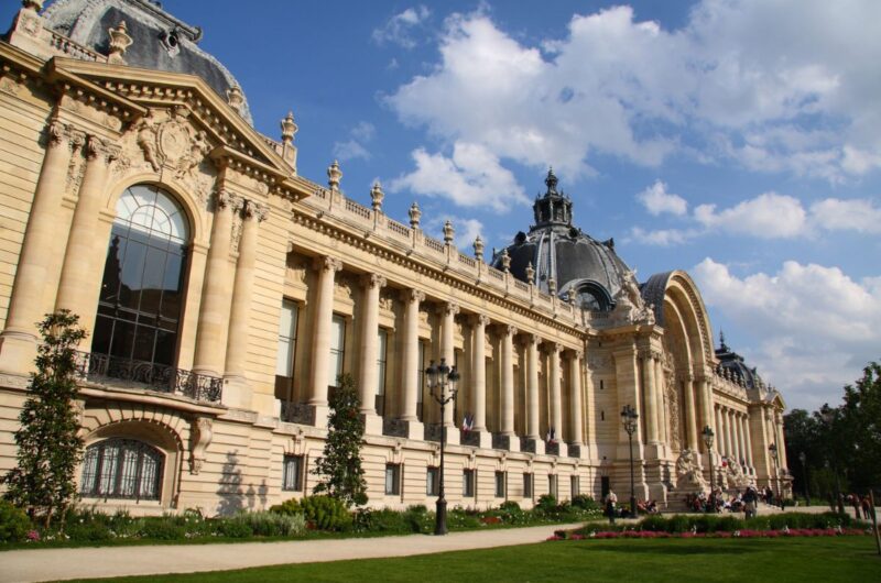 Paris Private Tuk-Tuk tourPetite & Grand Palais