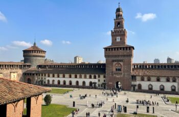 Private Milan Walking Tour with Sforza Castle