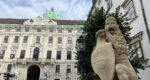 Highlights of Vienna with Cathedral Tower | Private Walking Tour LivTours