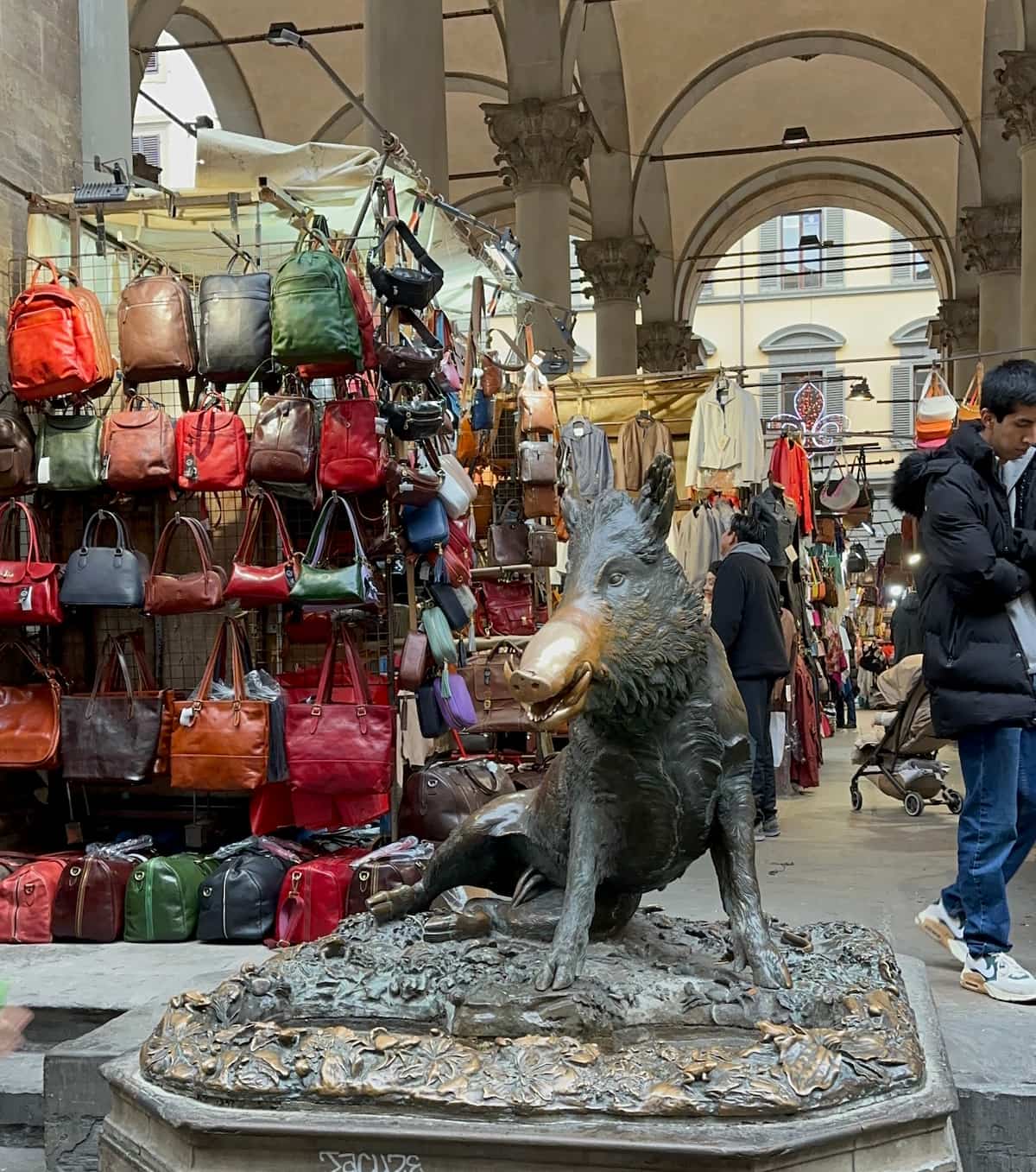 Seven Tips to Finding Real Leather in Florence featured image