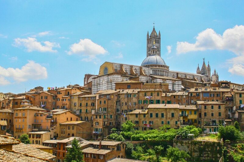 Private Siena Walking Tour with Duomo LivTours