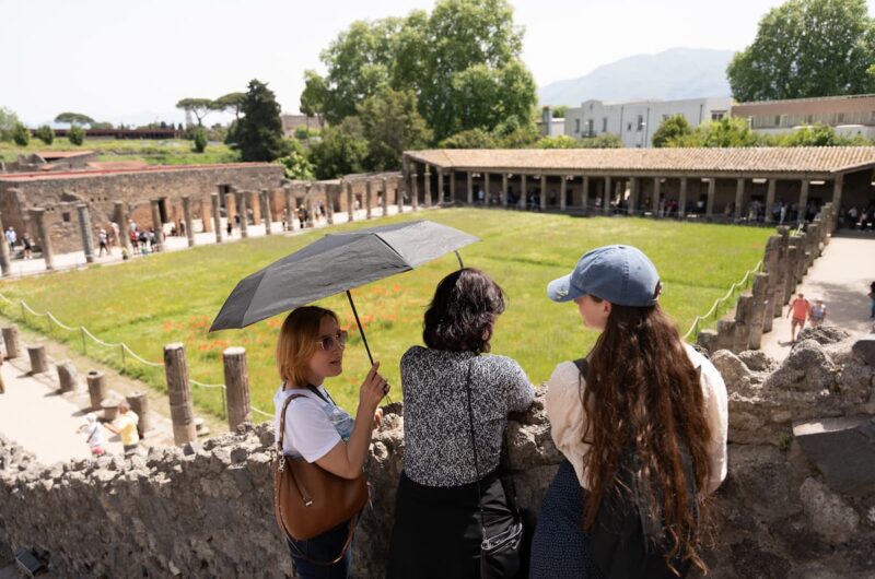 private tour pompeii